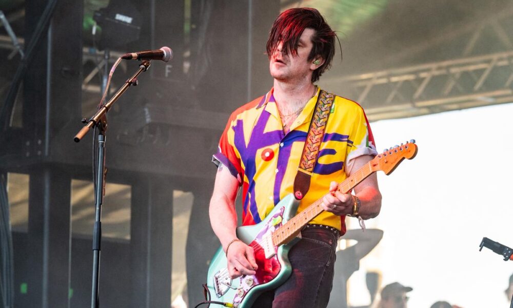 Modest Mouse guitarist Simon O’Connor speaks out after being kicked off band’s tour for messaging minor
