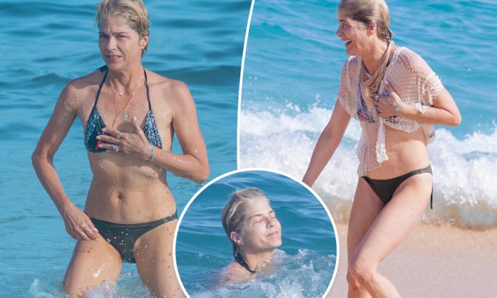 Selma Blair goes for a dip in Mexico one year after revealing MS remission