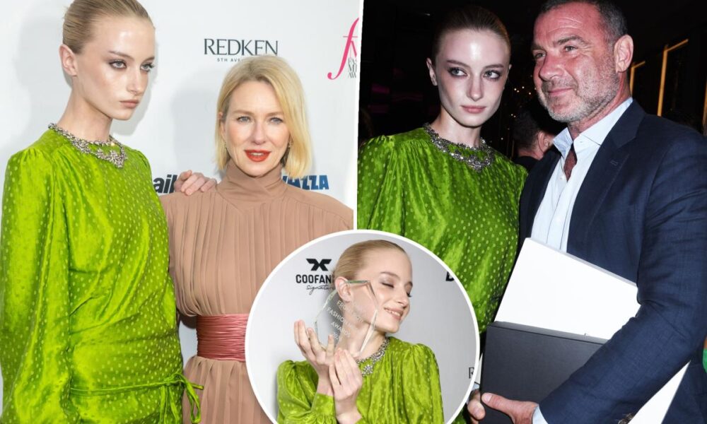 Naomi Watts, Liev Schreiber’s daughter Kai celebrates modeling award