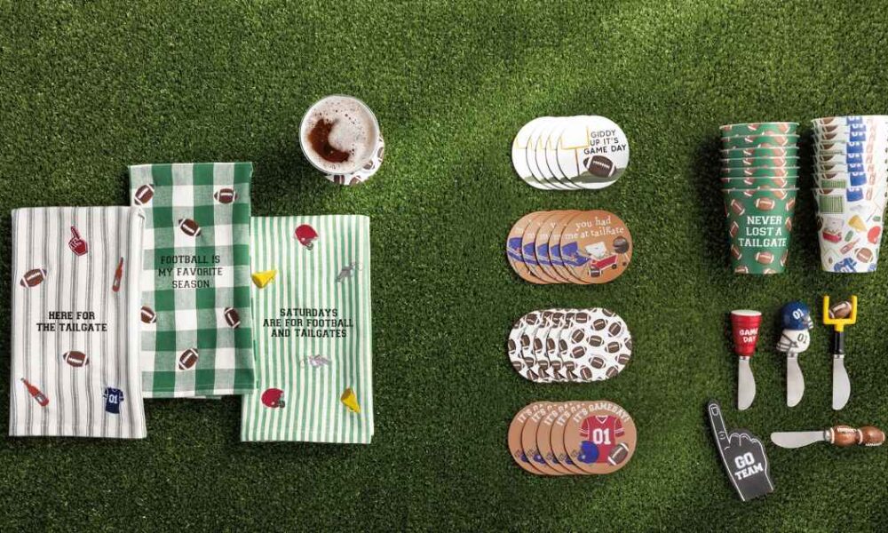 Hosting a Tailgate or Watch Party? Don’t Forget These Festive Game Day Hosting Essentials