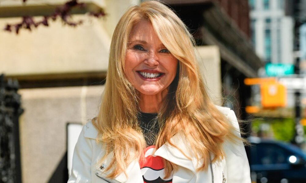 Christie Brinkley Wore the Most Hamptons-Chic Top That Transitions Perfectly to Fall — The Look