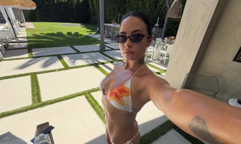 The Hottest Celebrity Swimsuit Moments in 2026: Demi Lovato, Dua Lipa and More
