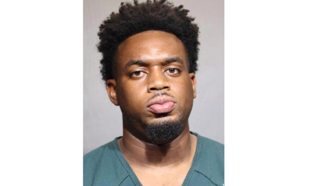 Substitute Teacher Accused of Meeting Student for Sex Acts, Inappropriately Touching Her in Class