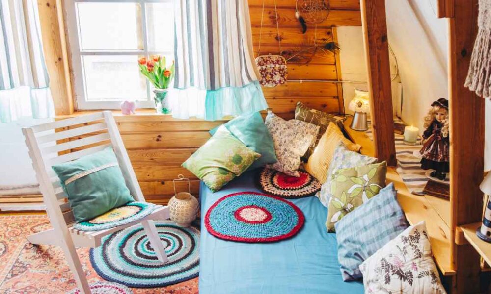Forget Cookie-Cutter Decor: The ‘Main Character’ Home Is Having a Moment in the Decor Space