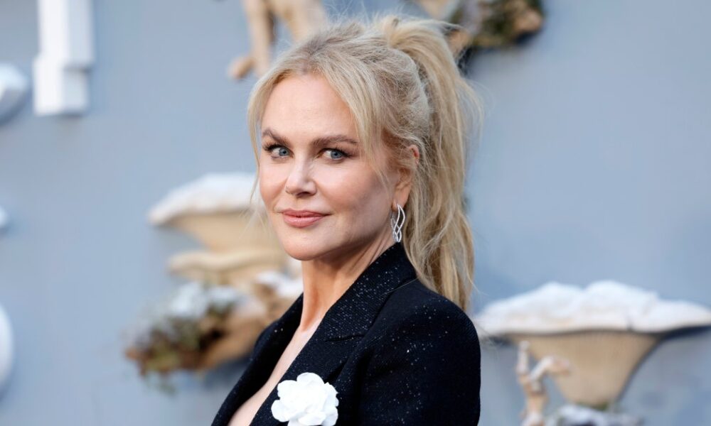 Love Nicole Kidman’s $8,300 Go-With-Everything Purse? This Chic Lookalike Is Nearly 99% Less