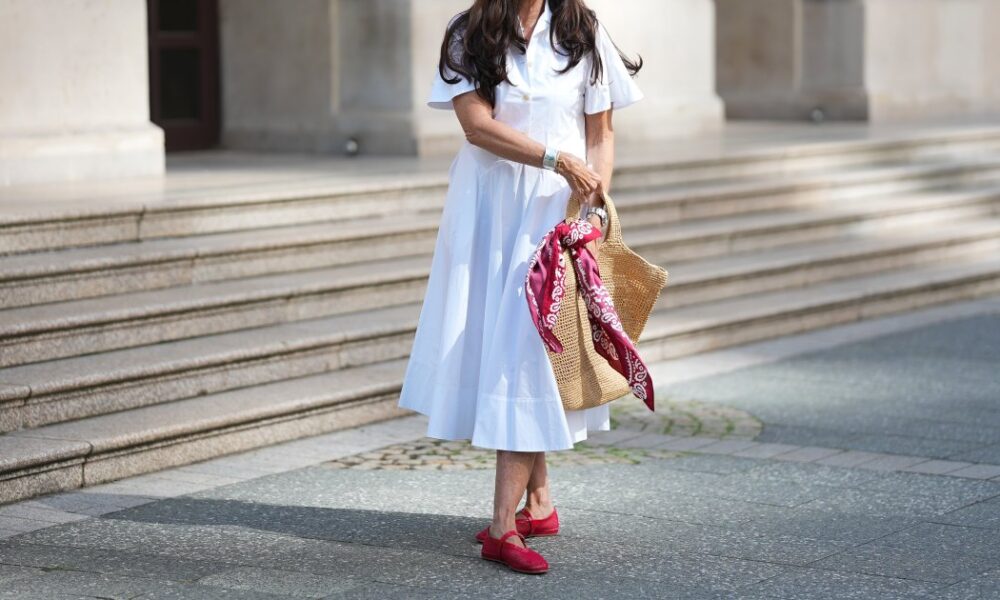 We’re Swapping Sneakers for These 17 Chic Fall Flats That Pair So Well With Dresses