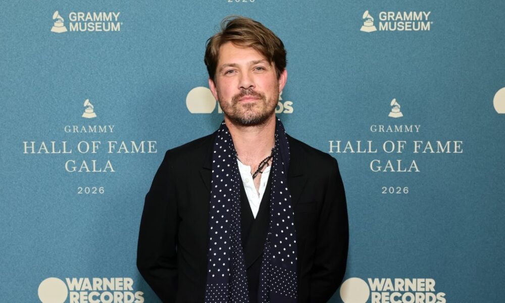 Taylor Hanson’s Family Guide: See His 7 Kids With Wife Natalie