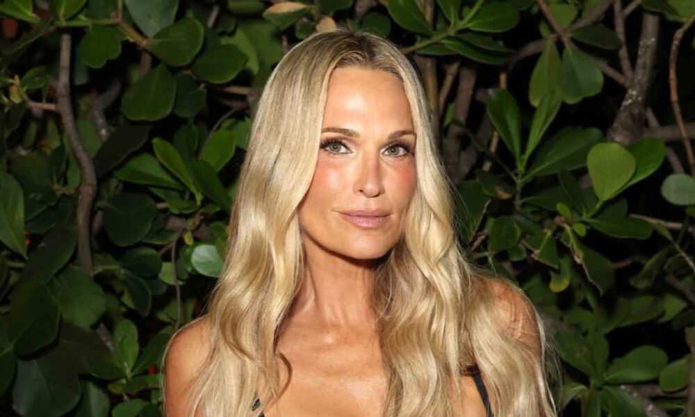 Molly Sims Details How Her Relationship With Her Body Has Evolved From Her 20s to Her 50s (Exclusive)