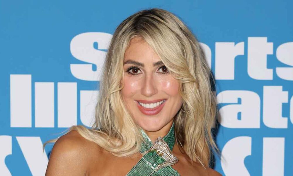 Dancing With The Stars’ Emma Slater Reveals ‘Painful’ Toenail Injury Sustained in Rehearsals