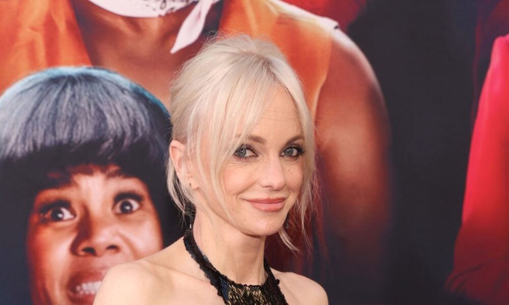 Anna Faris Gets Candid About Sobriety, Says She Felt a Correlation Between ‘Drinking and Depression’