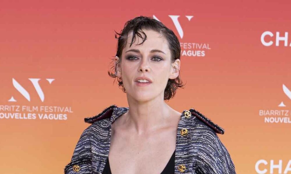 Kristen Stewart Considers Moving to Europe if Midterm Elections ‘Start a Civil War’: ‘It’s a Privilege’
