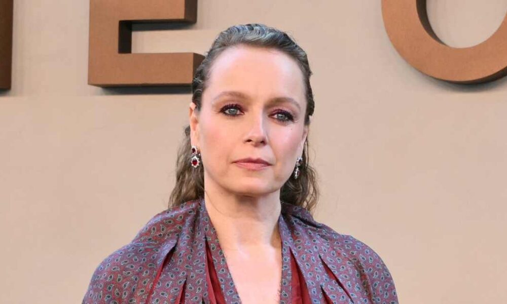 The Odyssey’s Samantha Morton Recalls Being Homeless Amid Mom’s Mental Health, Dad’s Alcoholism Battles