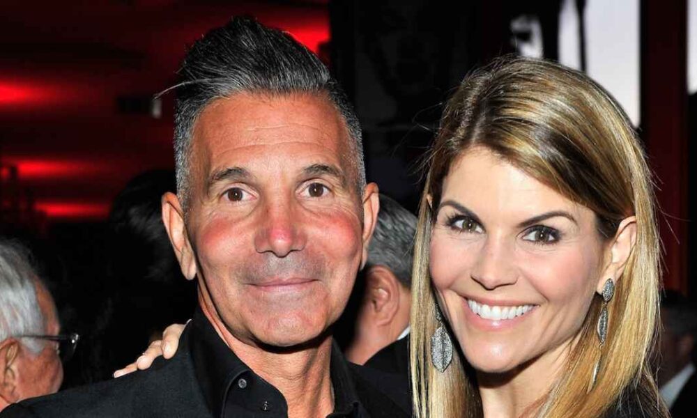 Lori Loughlin Files for Divorce From Estranged Husband Mossimo Giannulli Nearly 1 Year After Split