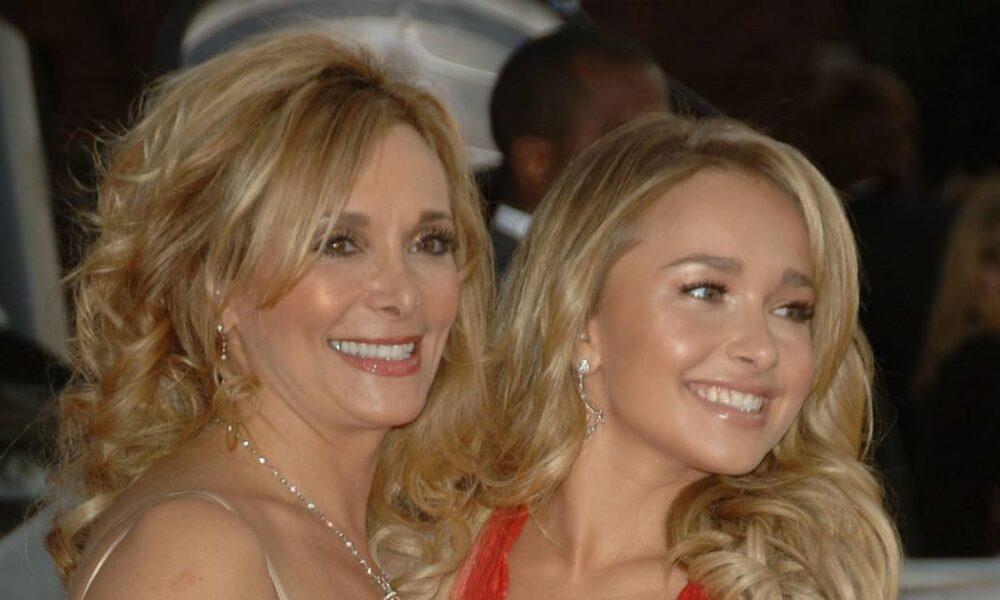 Hayden Panettiere’s Estranged Mom Gave Ultimatum About ‘Toxic’ Brian Hickerson Relationship