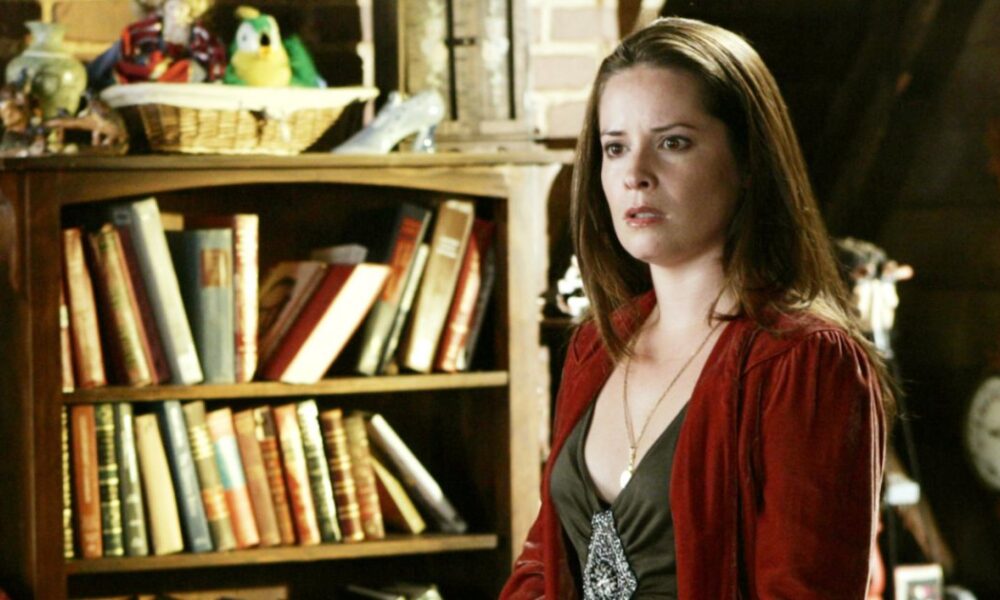 ‘Charmed’ Alum Holly Marie Combs Reveals Reason She ‘Retired’ From Acting: ‘I Miss It Occasionally’