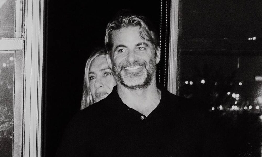 Jim Curtis Opens Up About His Health Struggles to Girlfriend Jennifer Aniston in Rare Appearance