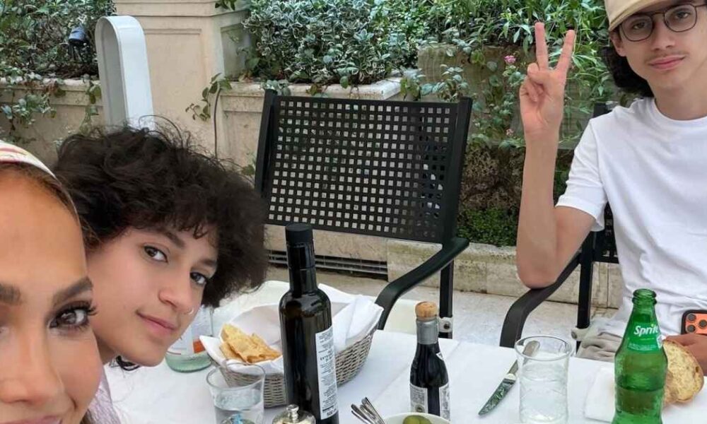 Jennifer Lopez Shares Rare Photos of Twins on Family Road Trip Before They ‘Head Off to College’