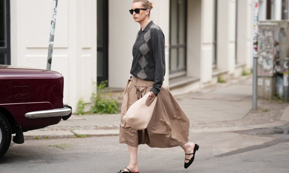 These 15 Laid-Back Luxe Shoes Nail the Post-Summer Office Transition Without Sacrificing Comfort — From $19
