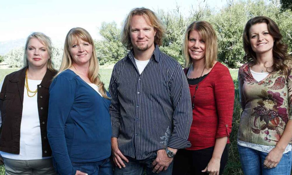 ‘Sister Wives’ Season 21 Trailer Reveals How Kody Brown’s Exes Reacted to His Shocking Exit