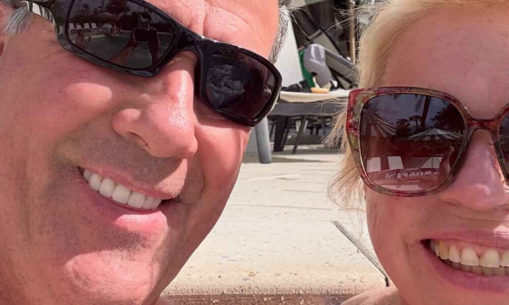 ‘Sister Wives’ Alum Janelle Brown Shares New Loved-Up Photos of Boyfriend Pete After Kody Split