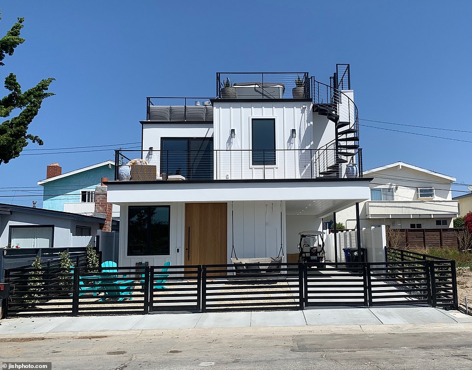 Garcelle, 57, hosted a lavish beach dinner party for seven guests on Friday, not far from her stunning new $2.25 million home in the Oxnard Shores area of Ventura County while the cameras rolled
