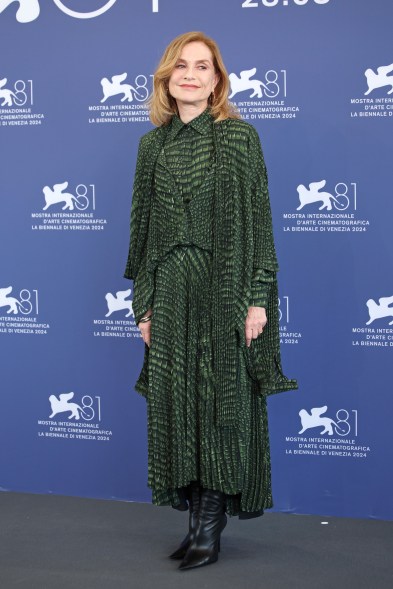 Isabelle Huppert wears Balenciaga at a photocall during the Venice Film Festival 2024.